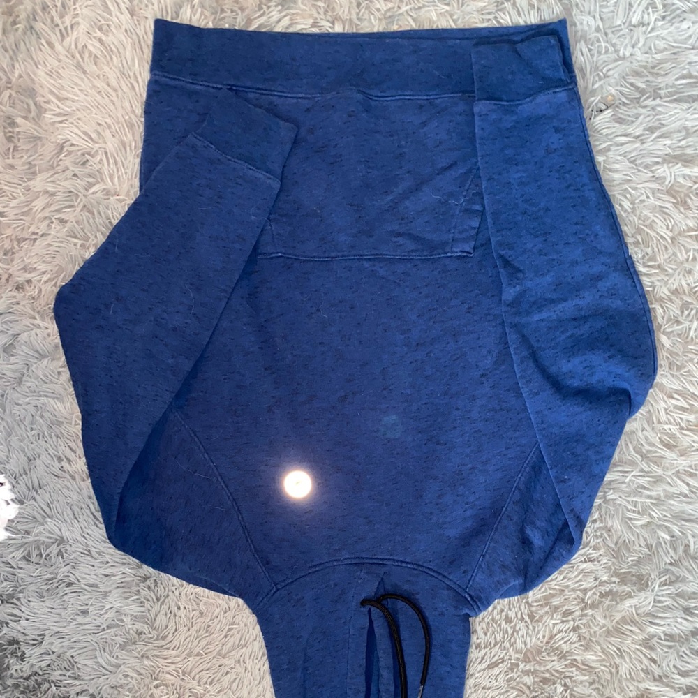 Hollister Blue Sweatshirt. Good condition.